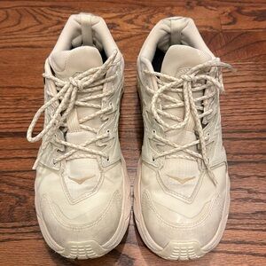 HOKAS IN SIZE 8 ;WITH BOX ; GUC; BEIGE COLOR-NOT DIRTY;MOST COMFY SHOES EVER!